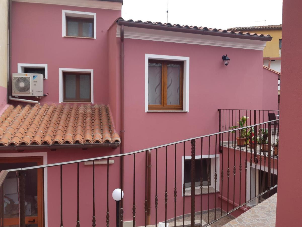 B&B La Genuina Guspini Exterior foto